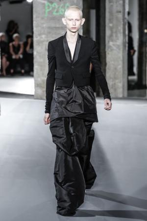 色×形×素材の冒険。リック・オウエンスのフリースタイル【17SSメンズ】