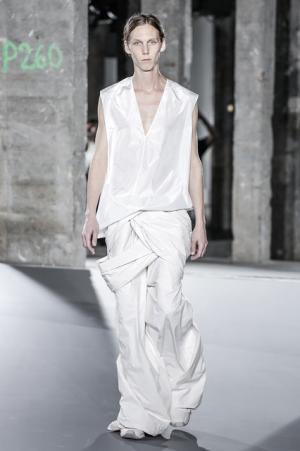 色×形×素材の冒険。リック・オウエンスのフリースタイル【17SSメンズ】