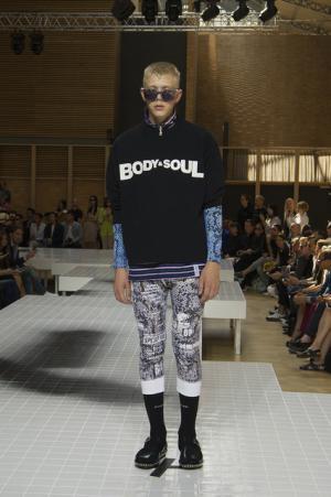 ケンゾー、90年代クラブシーンに思いを馳せて【17SSメンズ】