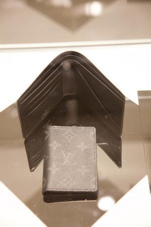 ルイ・ヴィトン×藤原ヒロシのコラボレーションに約4,000人の行列！世界最速でデニムラインも登場