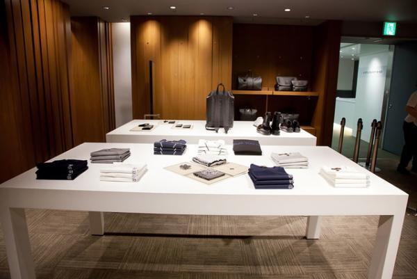 ルイ・ヴィトン×藤原ヒロシのコラボレーションに約4,000人の行列！世界最速でデニムラインも登場