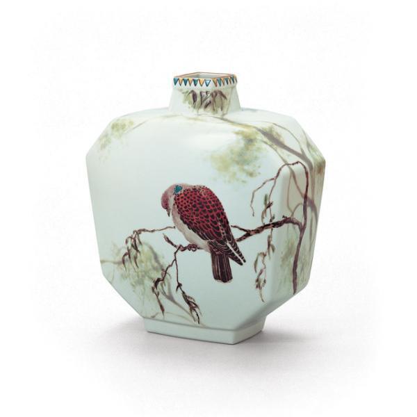 3人の人間国宝と、資生堂意匠部創設期デザイナーによる企画展を最後に資生堂アートハウスが一時休館