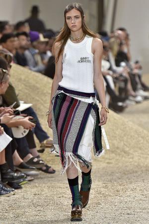 “love”と“joy”を身につけて。sacaiが繰り広げる砂漠の冒険【17SSメンズ】