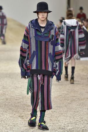 “love”と“joy”を身につけて。sacaiが繰り広げる砂漠の冒険【17SSメンズ】