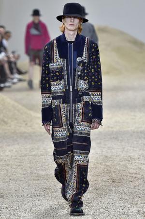 “love”と“joy”を身につけて。sacaiが繰り広げる砂漠の冒険【17SSメンズ】