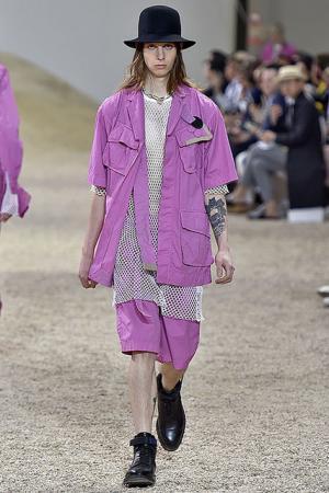 “love”と“joy”を身につけて。sacaiが繰り広げる砂漠の冒険【17SSメンズ】