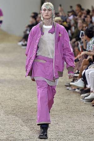 “love”と“joy”を身につけて。sacaiが繰り広げる砂漠の冒険【17SSメンズ】