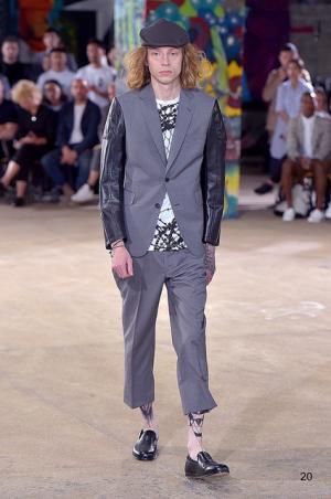 自身の肌をもファッションとして、ジュンヤ ワタナベ マン風“チンピラ”【17SSメンズ】