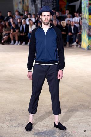 自身の肌をもファッションとして、ジュンヤ ワタナベ マン風“チンピラ”【17SSメンズ】