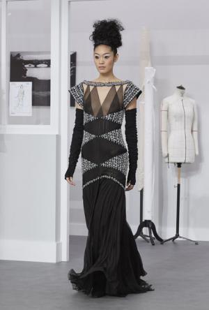 シャネル、78人の“プティ マン”にスポットライトを当てる【16-17AWクチュール】