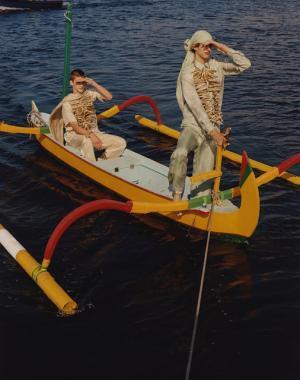 ロエベ、夕陽に染まったエキゾチックな漂流記【17SSメンズ】