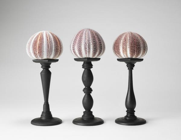 廃材を再構成した作品＆日本の伝統技法による作品を展示、菊池敏正による展覧会が開催