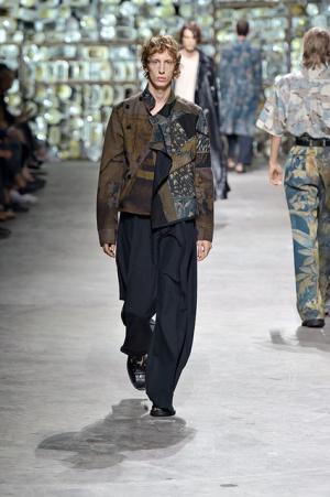 ドリス ヴァン ノッテンがアーツ・アンド・クラフツ運動を提唱【17SSメンズ】