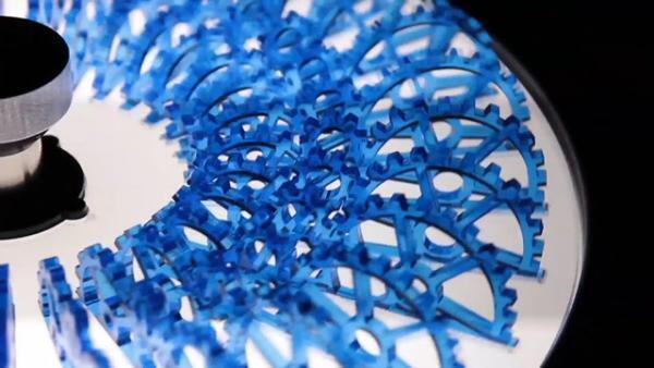 夏休みの子ども向けイベント「ICC キッズ・プログラム」が開催。気づきフィルターを通して、探検に出かけよう!