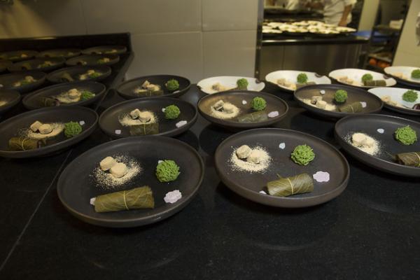 日仏最高峰の味覚がワンプレートに！一夜限りのコラボディナーをアランデュカスで味わう【Paris Report--3/5】