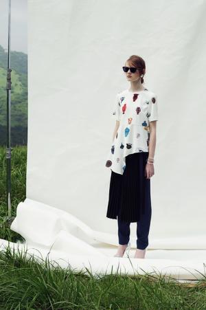 タロウホリウチ、ピカソの壺へオマージュを込めて【17年プレスプリングサマー】