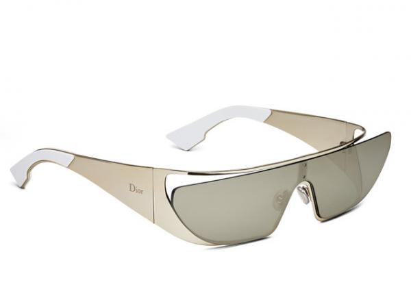 ディオールがリアーナとコラボした新作サングラスコレクションのGIFムービーを公開