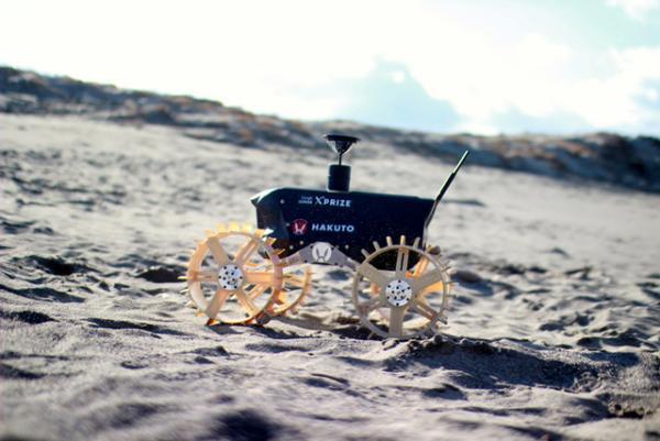 月を目指すロボットの操縦を体験！日本橋三越本店で月面探査チームHAKUTOの期間限定イベントを実施