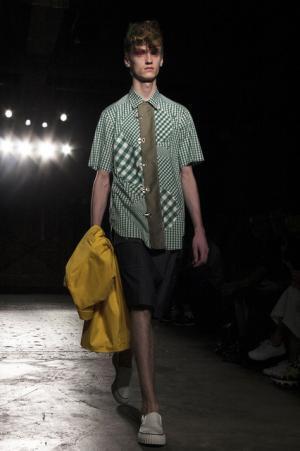 時代を読み込んだGANRYUの機能するストリートコア【17SSメンズ】