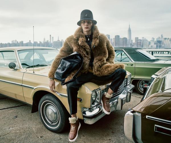 コーチが16年秋グローバル広告キャンペーンを公開。フェミニンでタフなコレクションをNYの摩天楼を背景に描く