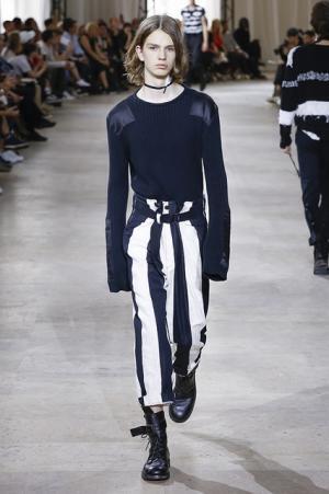 アン ドゥムルメステール、ファッションに“愛と情熱”を【17SSメンズ】