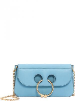 J.W.アンダーソンが新宿伊勢丹でポップアップ、限定アイテムの他バッグをフルラインアップで展開