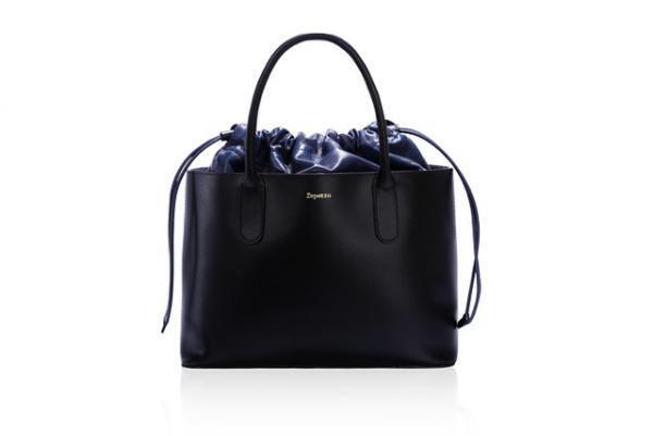 レペットが今秋冬、バッグコレクションを刷新。60年代フレンチガールズに愛されたモデルも現代的にアップデート