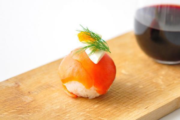 ラフォーレ原宿に、“おにぎりスタンド”＆“シフォントースト専門店”が2店舗同時オープン！