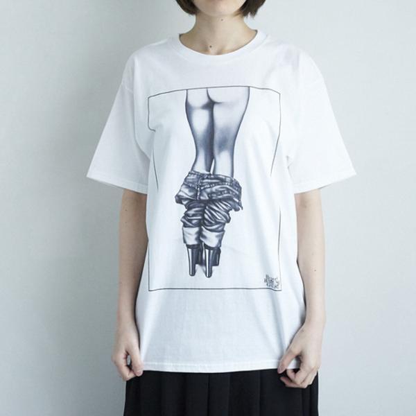 山口はるみの“HARUMI GALS”と“トーガ オッズ＆エンズ”がコラボ。Tシャツやポーチなど展開