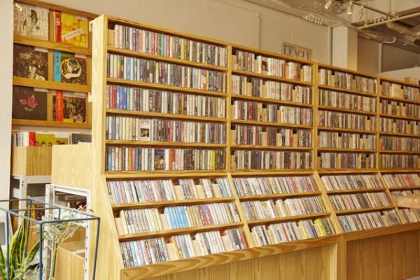 音楽にはカタチがある。カセットカルチャーの震源地・中目黒「waltz」角田太郎【INTEREVIEW】