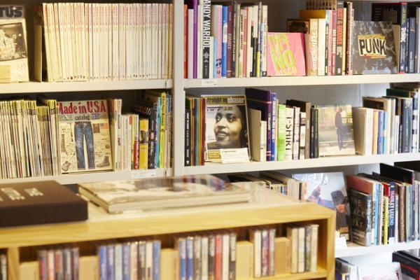 音楽にはカタチがある。カセットカルチャーの震源地・中目黒「waltz」角田太郎【INTEREVIEW】