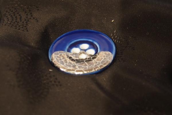 まとふ、表参道本店に長着のオーダーサロンを開設。約30種類の生地を好きな組み合わせで