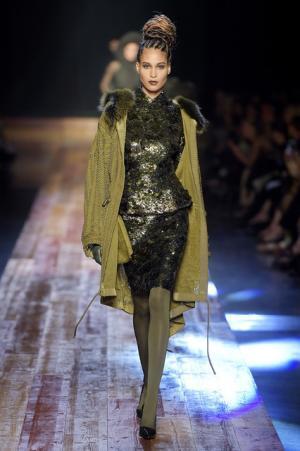 ゴルチエ パリ、自然をテーマにした壮大なクリエーション【16-17AWクチュール】