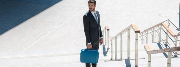 フルラ2016秋冬に新メンズバッグ&amp;シューズが仲間入り！特別なウェブページもオープン