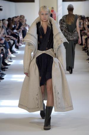 メゾン マルジェラ 「アーティザナル」 デザインド バイ ジョン ガリアーノ【16-17AWクチュール】