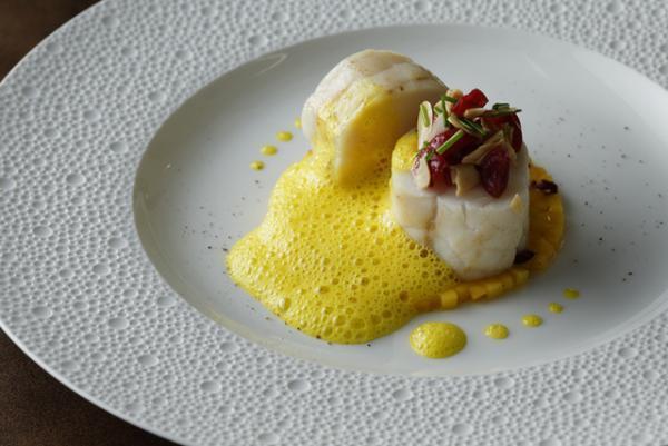 茸リゾット、秋鮭フリカッセ、マロンクリームのスープなど秋の味覚を堪能するパレスホテル東京の限定メニュー