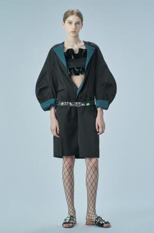 トーガ プルラ、アメリカのトーテムポールやハワイのTIKIがメタルスタッズに【17SSプレ】