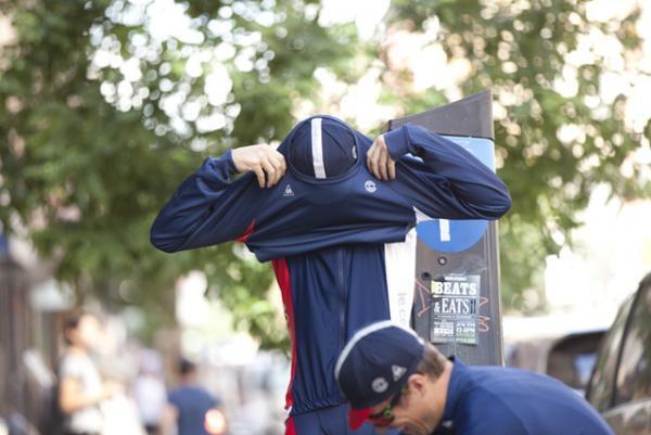 NYCイーストサイドを拠点とするCHARI &amp; CO、ルコックスポルティフとコラボしたサイクリングウエアを発売