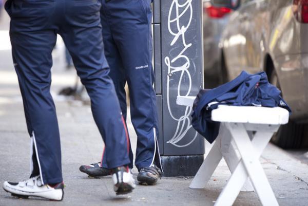 NYCイーストサイドを拠点とするCHARI &amp; CO、ルコックスポルティフとコラボしたサイクリングウエアを発売