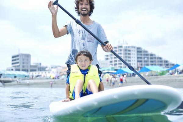 この夏からはじめたい、ハワイ発祥のアクティビティー“SUP”に挑戦！～親子編～【湘南日帰り旅】