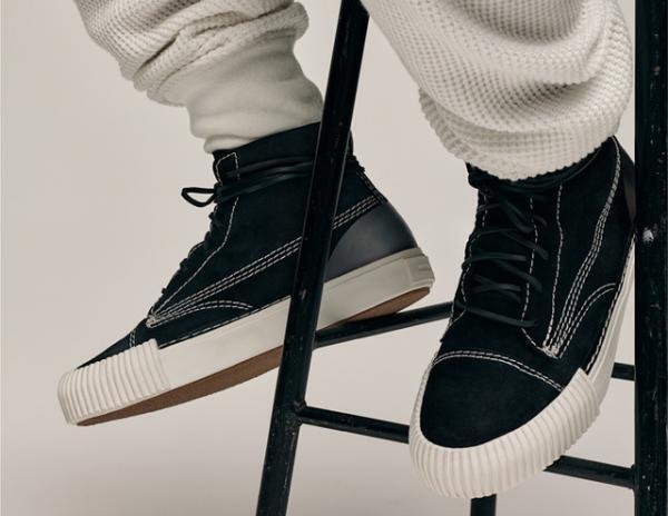 アレキサンダー ワン、ストリートカルチャーの作法を現代へアップデート【2016-17秋冬メンズ】