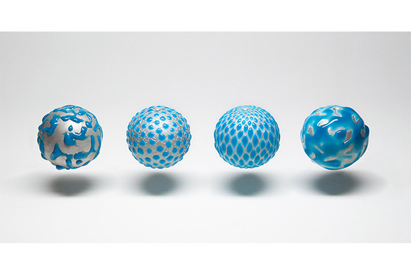 アート×科学の広がる可能性、水滴を釉薬で永遠化!?中村元風の作品展が新宿伊勢丹で開催