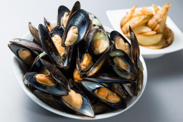 横浜赤レンガ倉庫の「オクトーバーフェスト」、今年は過去最多130種以上のビールが集結！