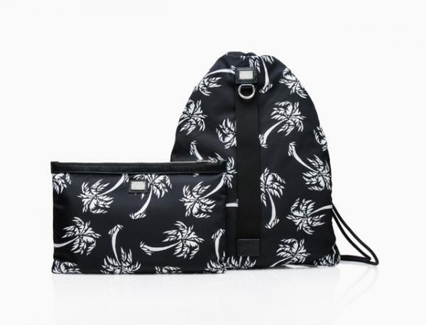 ドルチェ＆ガッバーナが青山に旗艦店をオープン！記念の限定アイテムも発売