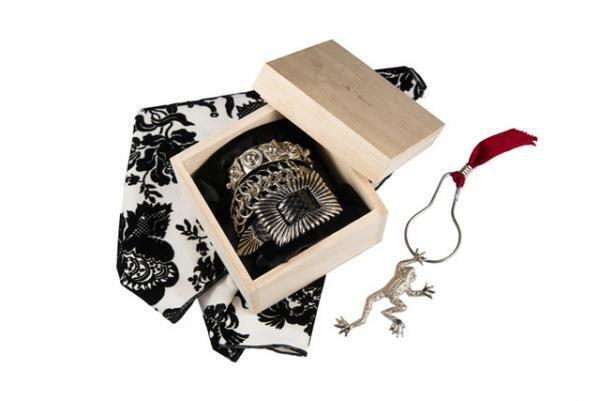 『Numero TOKYO』が創刊100号を記念しイセタンサローネでポップアップを開催！幻のモッズコートもHYKEから復活