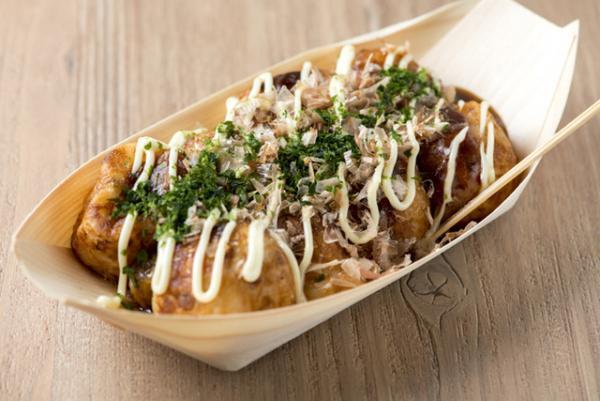 赤坂アークヒルズの「秋祭り」、今年は30周年で盛大に！花火や神輿、人気店の肉メニュー屋台まで