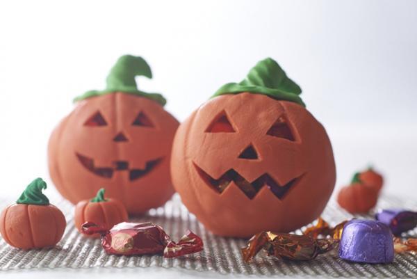 長ーーいエクレアに虹色ロールケーキ？栗や洋梨を使ったグランドハイアット東京の秋限定スイーツ＆ブレッド