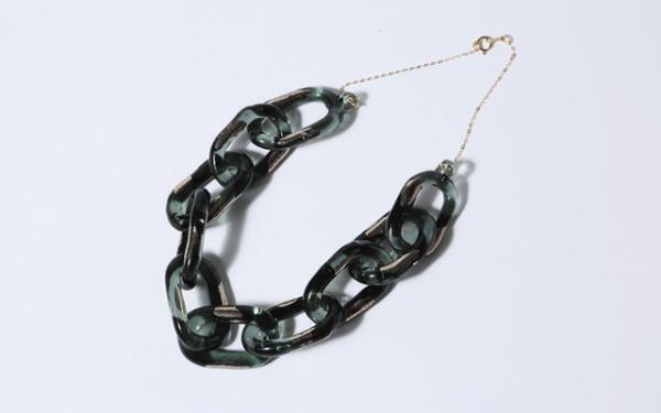 drama H.P.FRANCE祝8周年！記念にデザイナーたちがラッキーナンバー“8”をモチーフにしたジュエリーを製作