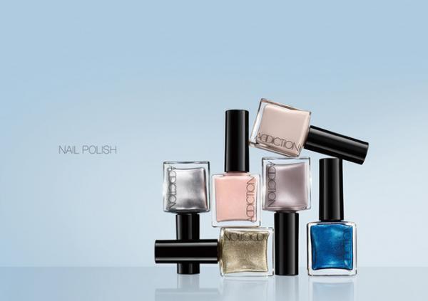 アディクションの16年ウィンターコレクションは、水彩画のような世界を表現