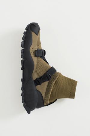 adidas Originals by HYKE、ラストシーズンとなる2016秋冬コレクションを一挙公開。国内4店舗で先行発売も